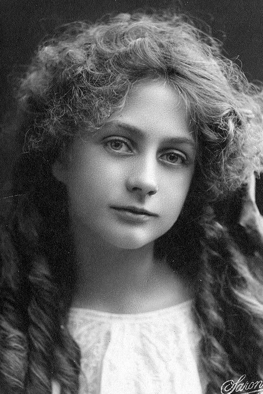 et billede af Claire Mersereau