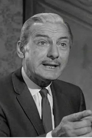 Douglas Evans | Councilman Gillen (uncredited)