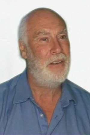 et billede af Christopher Robbie