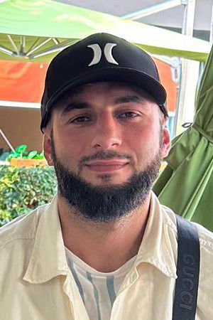 et billede af Ali Izmailov