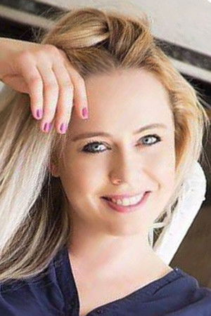 et billede af Eva Ujfaluši