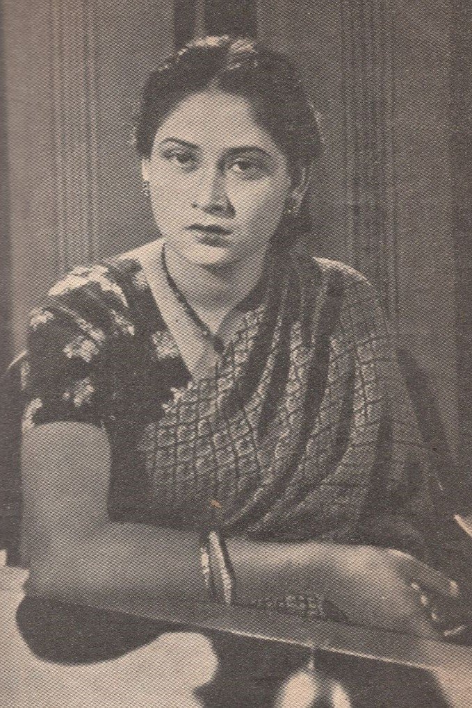 Dipti Roy's picture in the cast