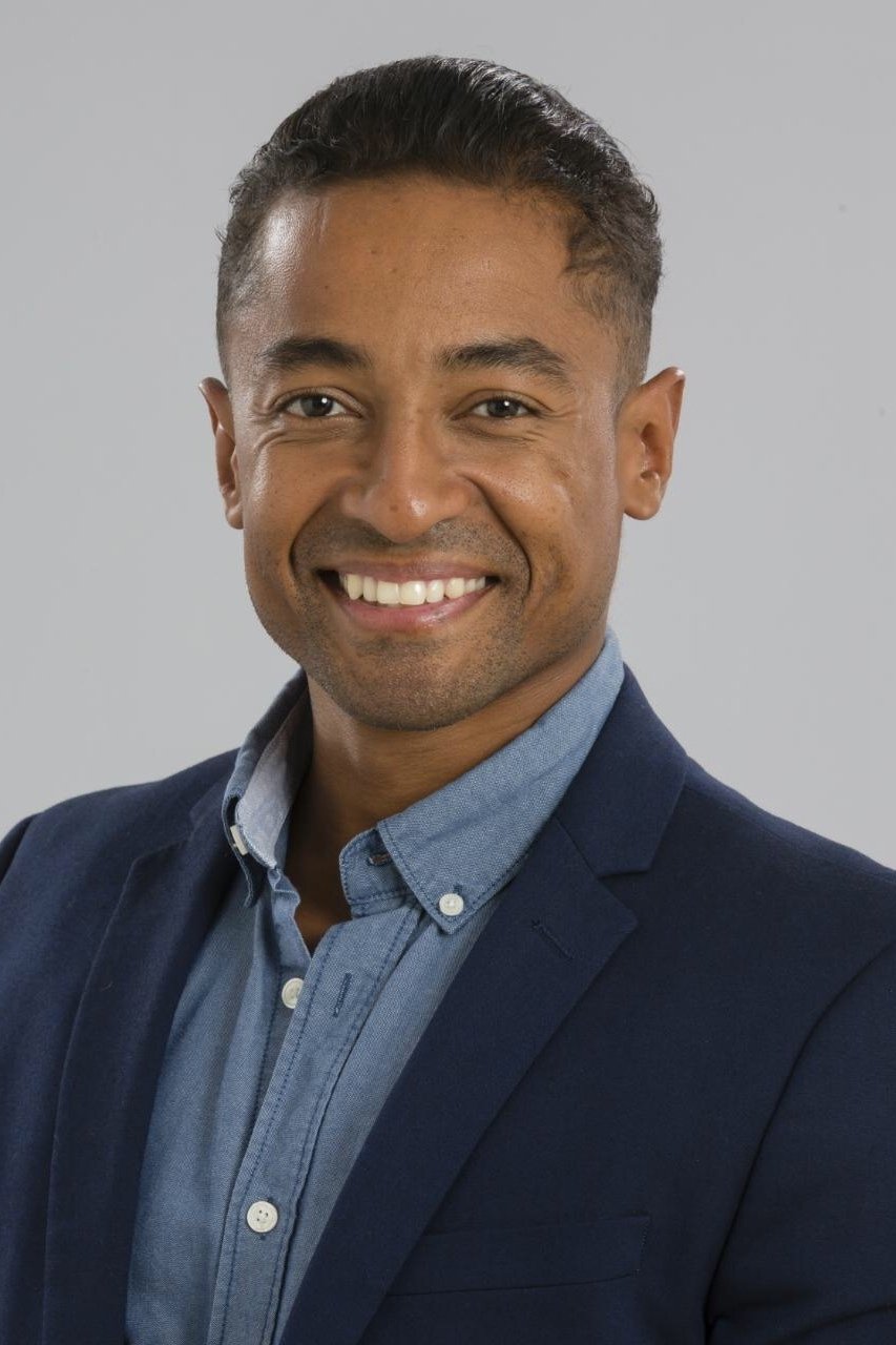 et billede af Sabri Lucas