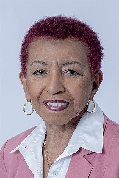 et billede af Leci Brandão