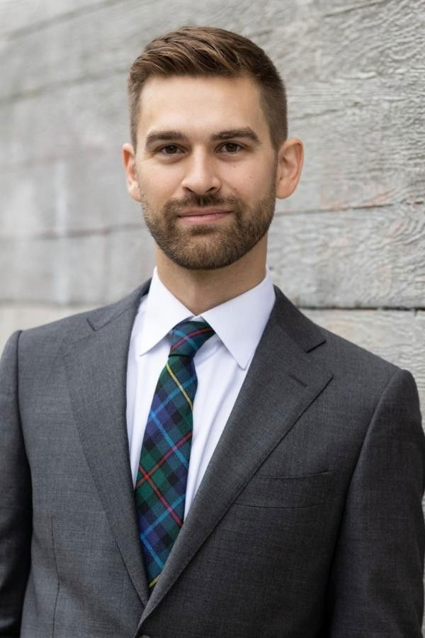 et billede af Ethan Kahn