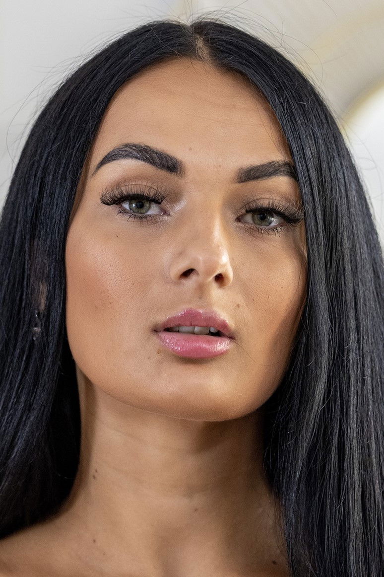 et billede af Maddy Black