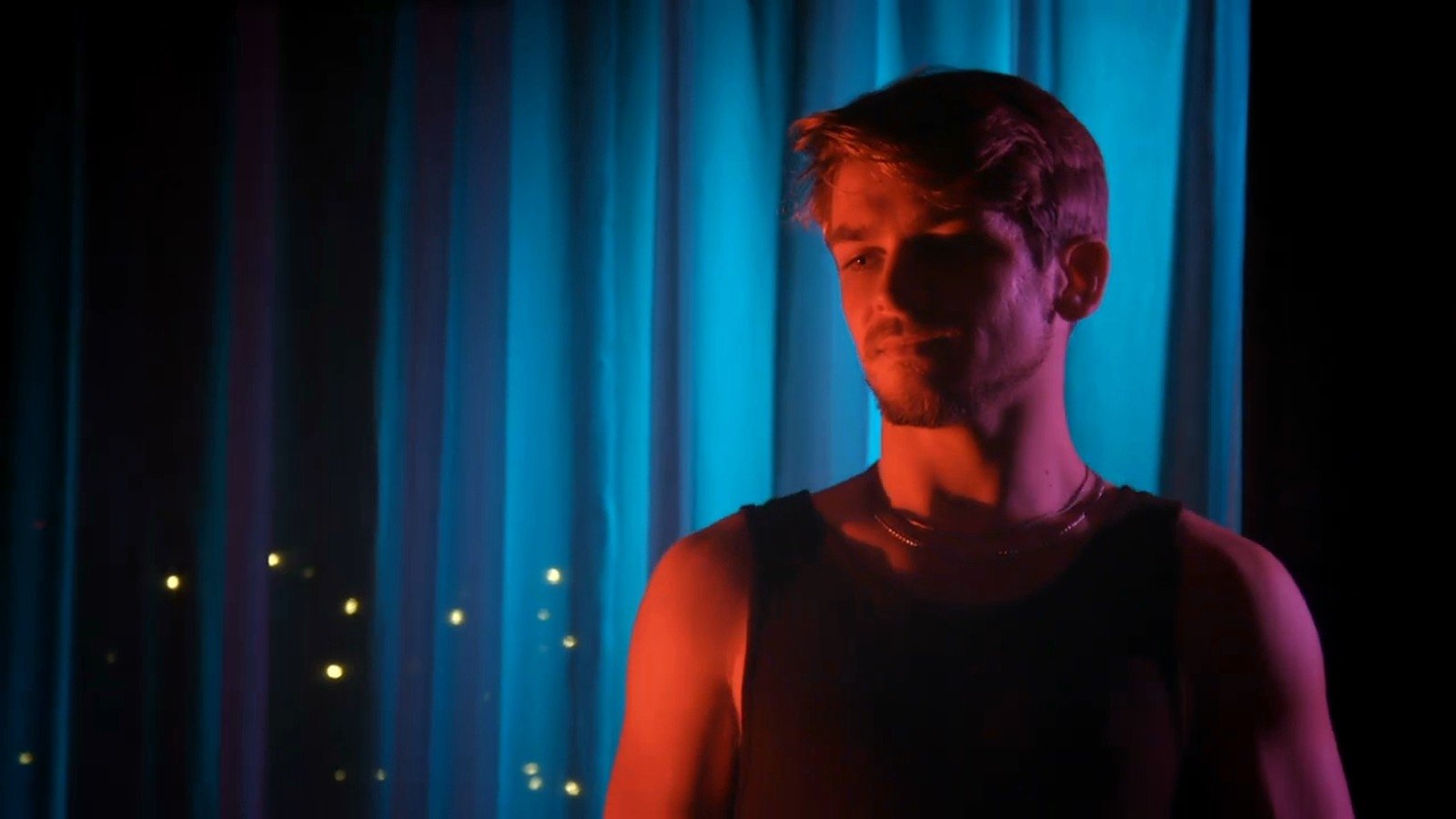 Night Kiss (2022)
