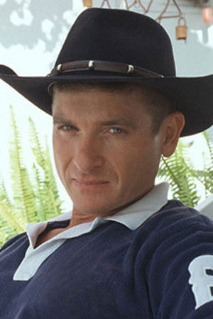 et billede af Andrew Lennox