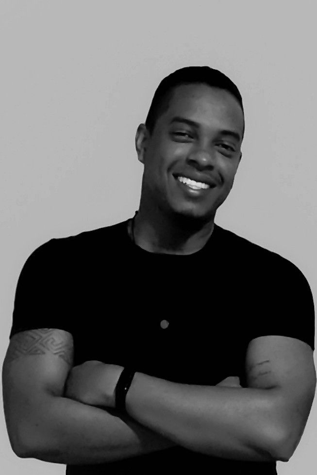 et billede af Spike Luu