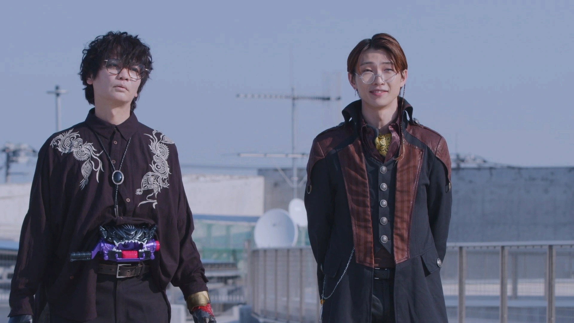 Kamen Rider Season 35 :Episode 41  Glasses Creeping Closer