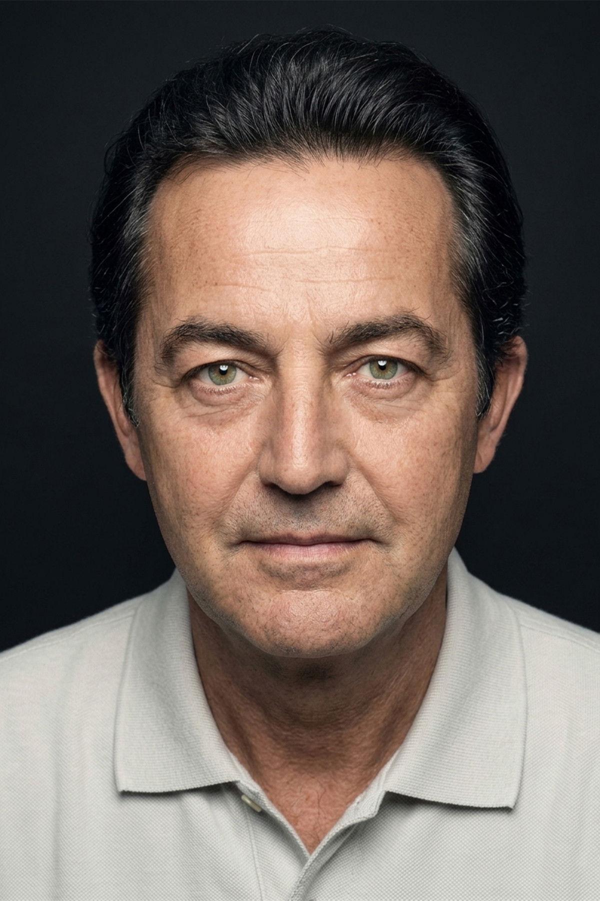 et billede af Tarık Gürcan