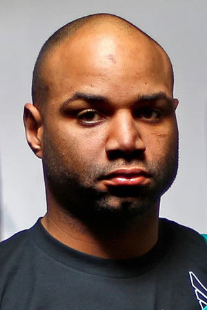 et billede af Carson Jones