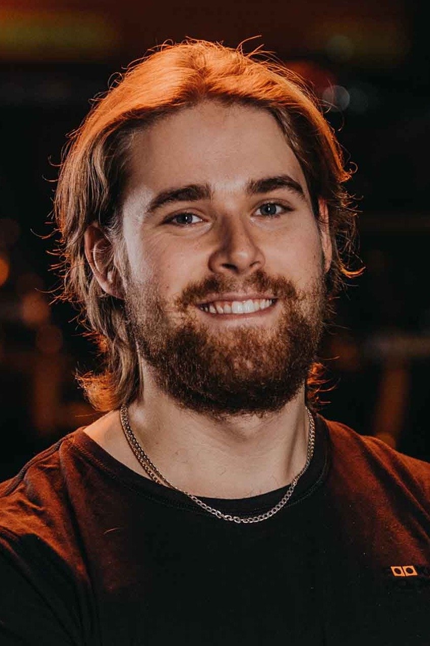 Tristan Luige | Assistant Grip