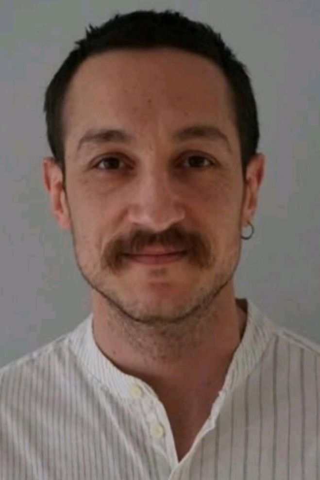 et billede af Ferit Karol