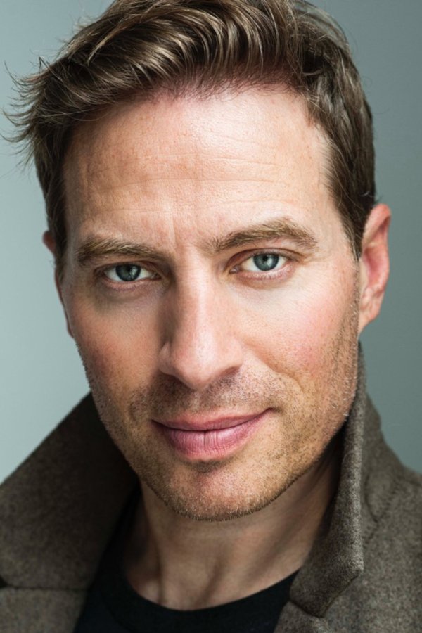 et billede af Derek Kun