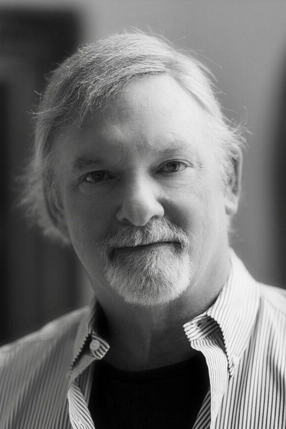 et billede af Dwight H. Little