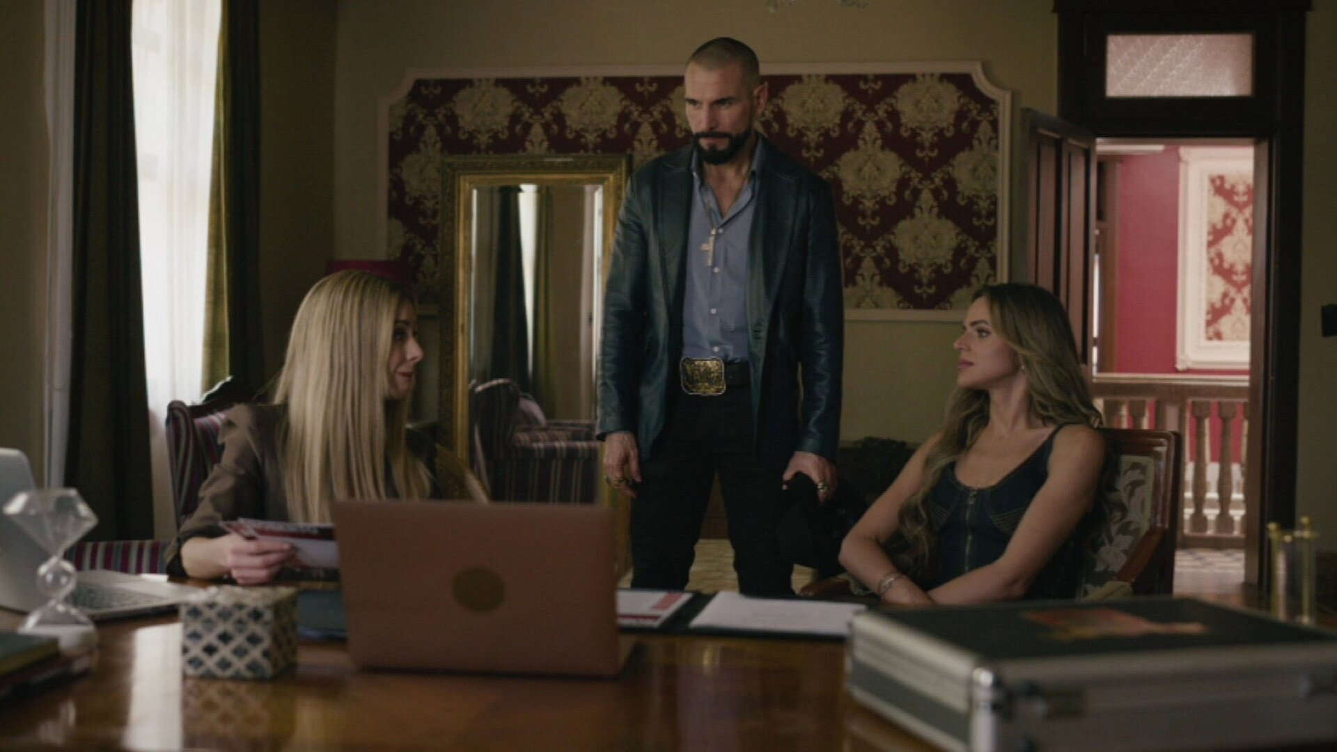 S10E60 · El imperio secreto