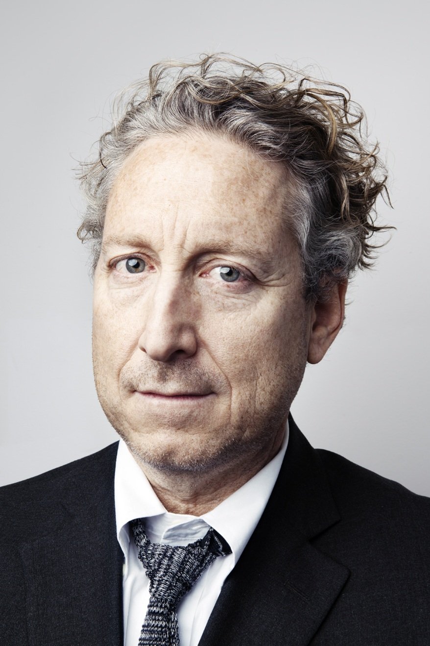 et billede af Bernard Telsey