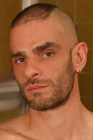 et billede af Lewis Quintini