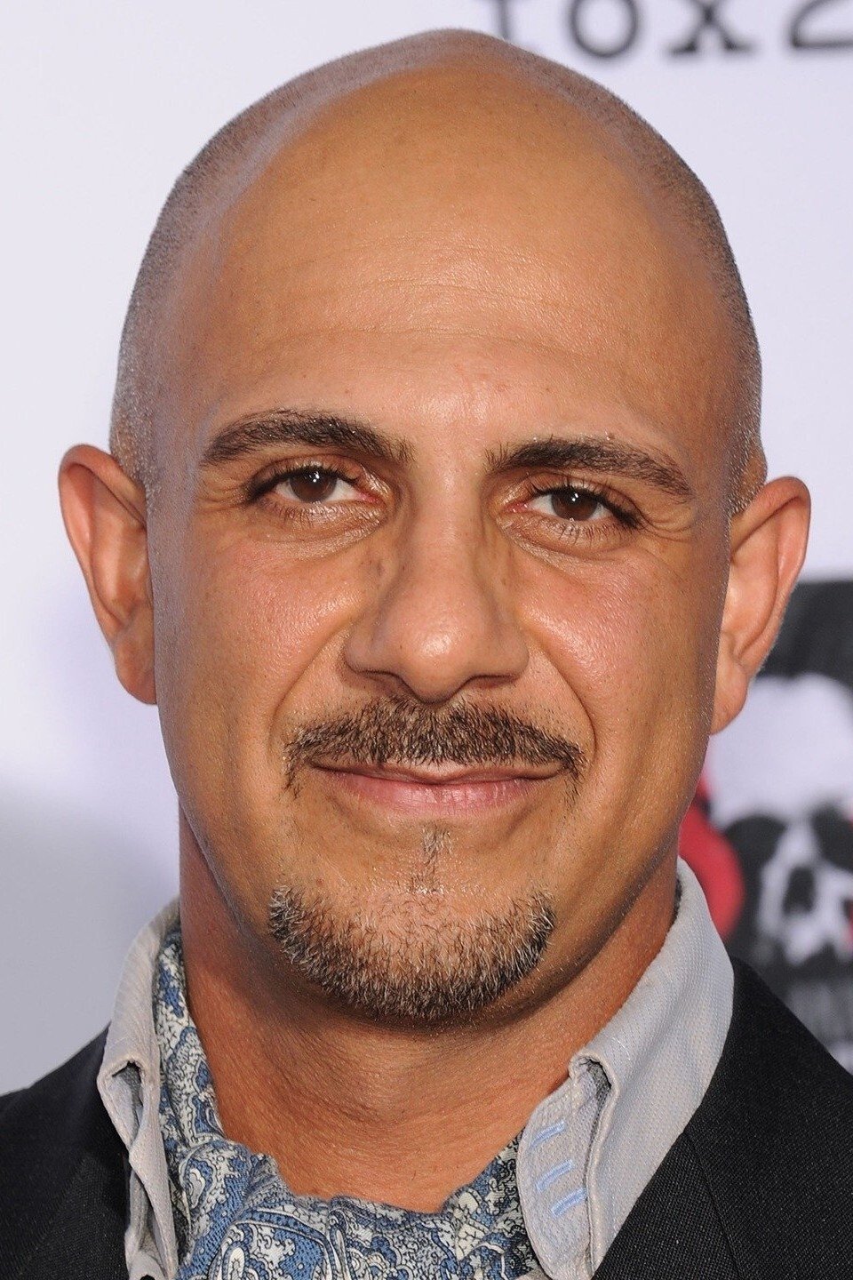 et billede af Anthony Azizi