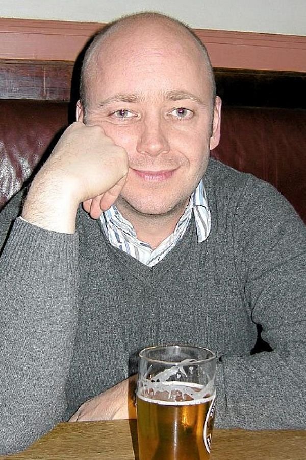 et billede af Nikis Theophilakis