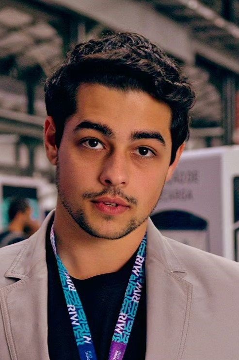 et billede af Brian Monteiro