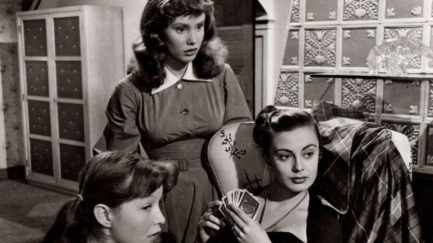 Luxury Girls (1952)