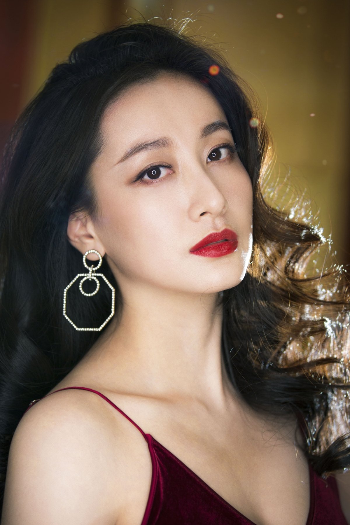 et billede af Dong Weijia