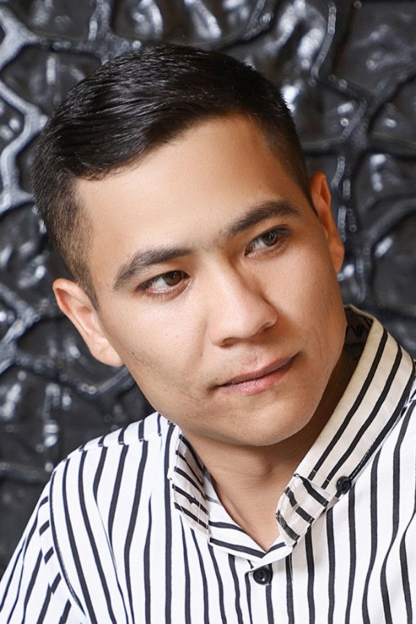 et billede af Oloviddin Zubaydullayev