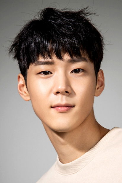 et billede af Kim Hee-joong