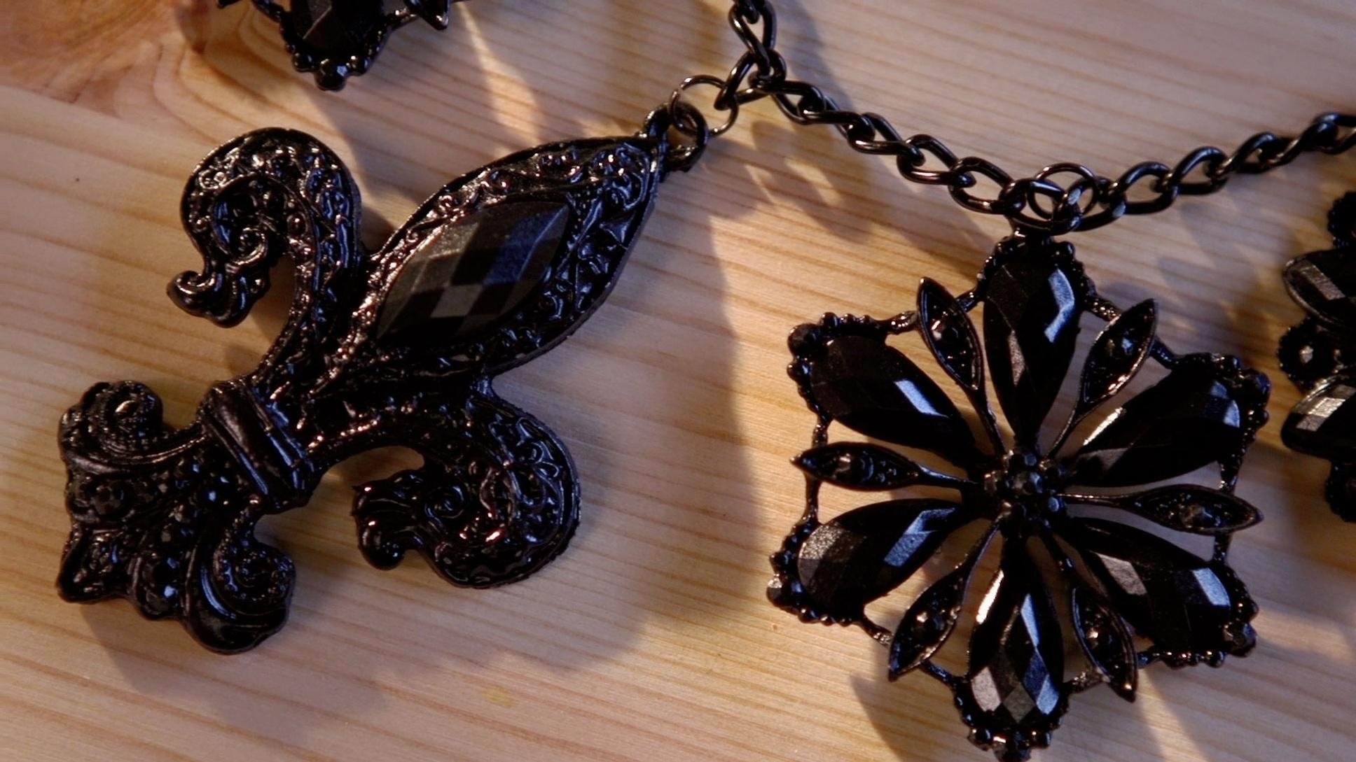 Thumbnail for Victorian Chic Season 1 Episode 12