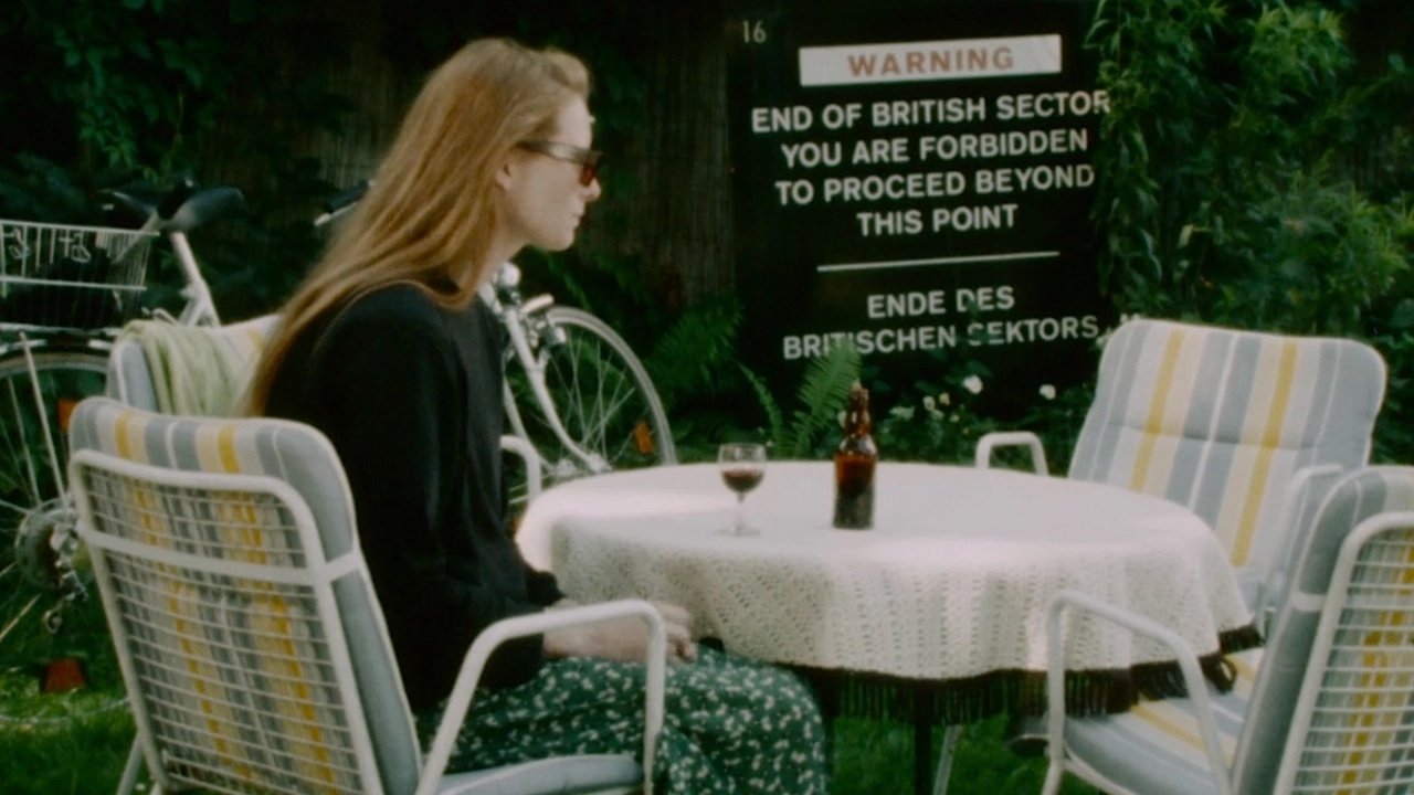 Cycling the Frame (1988)