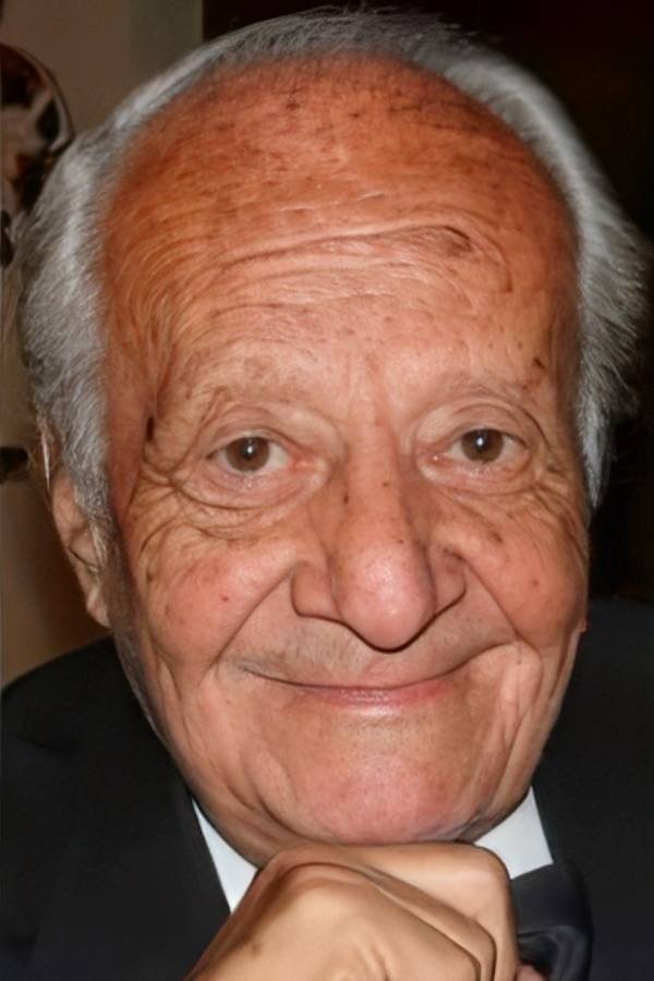 et billede af Alfredo Solares