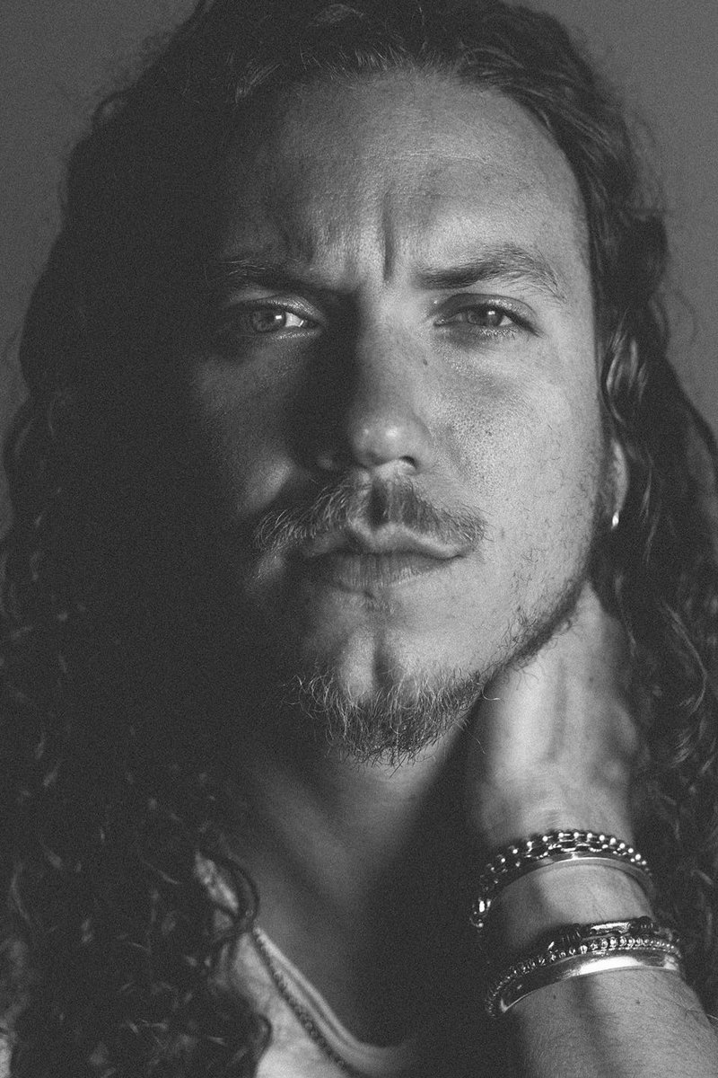 et billede af Brandon Lake