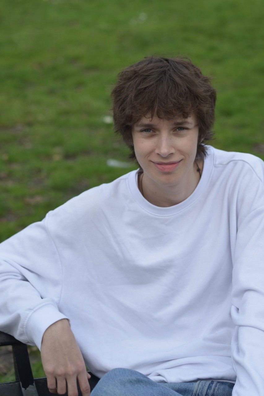 et billede af Kiran Thomas