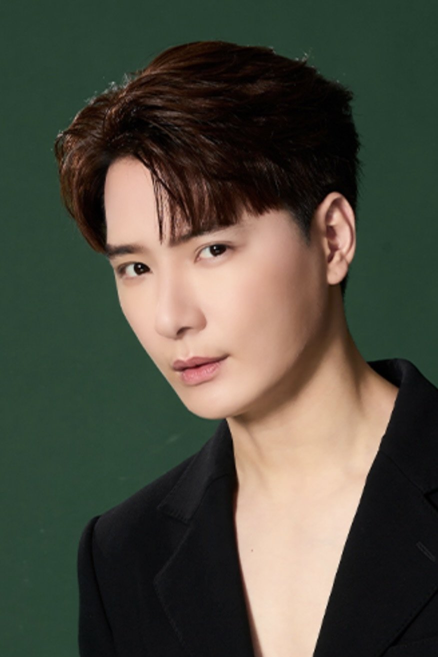 Perawat Sangpotirat as Tod
