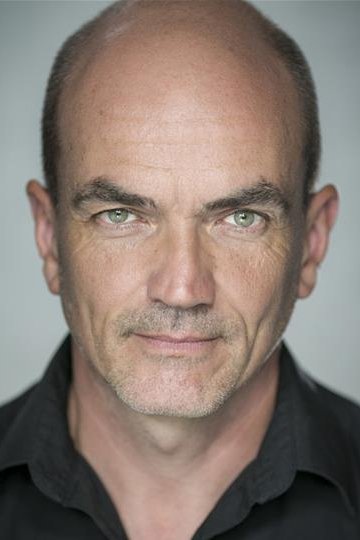 et billede af Michael Adams