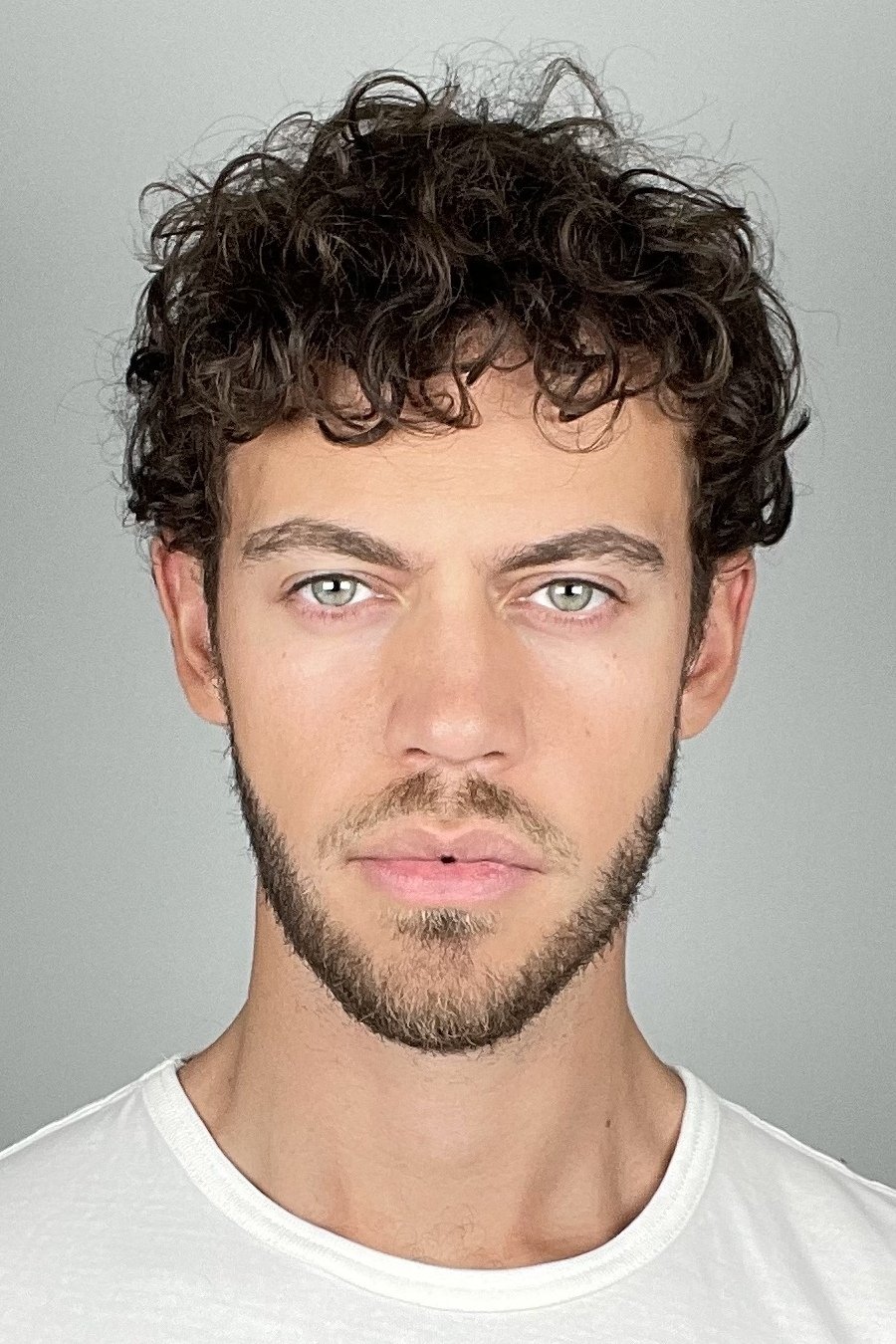 et billede af Jhullian Carlsson