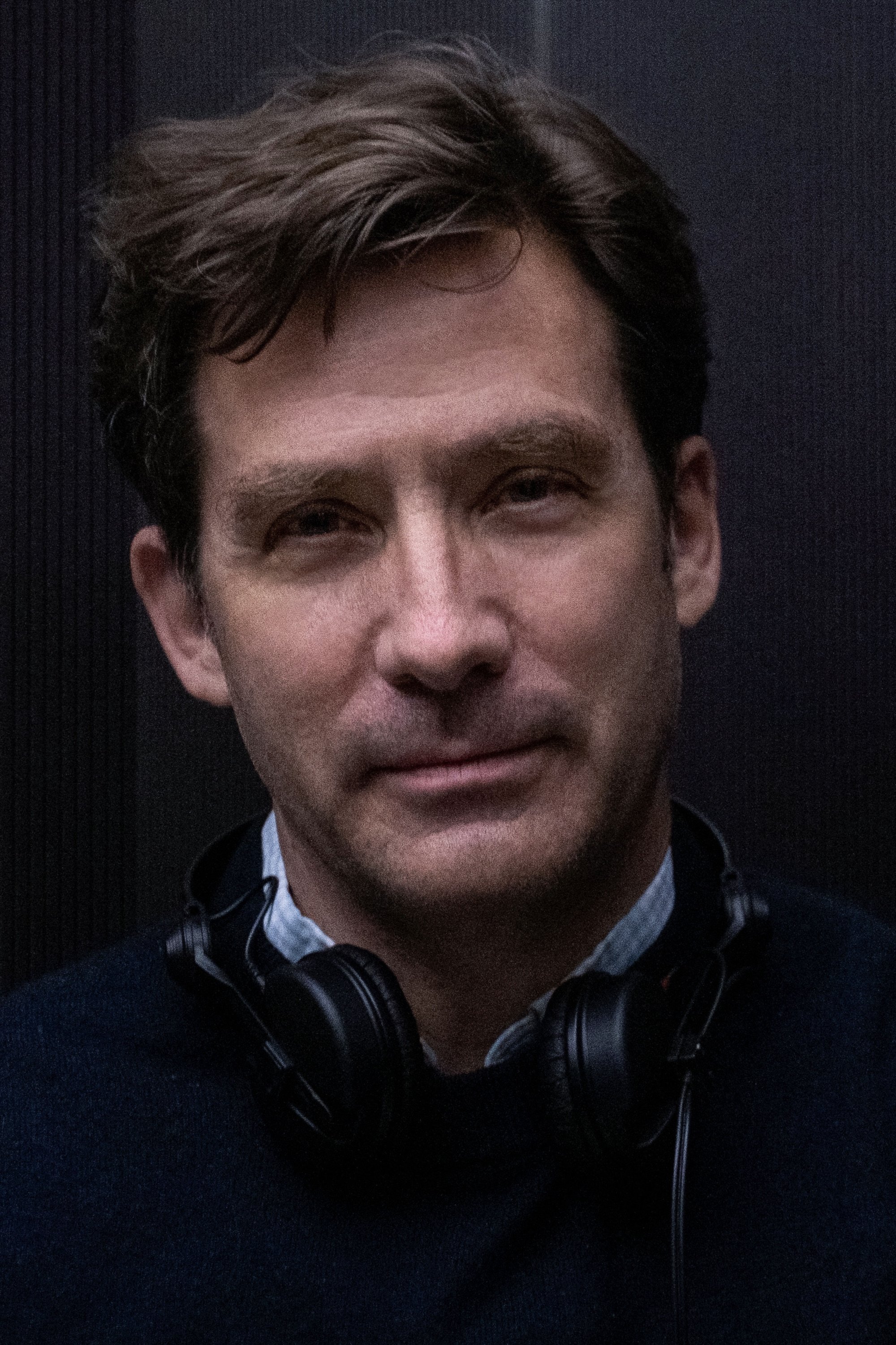 et billede af James Hawes