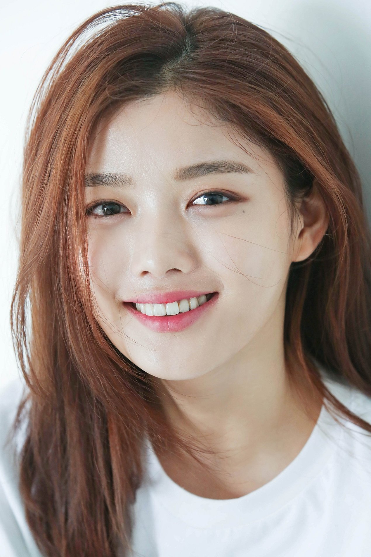 Kim Youjung Profile Images — The Movie Database (TMDB)