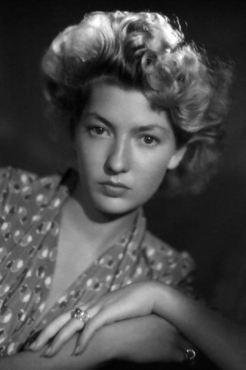 et billede af Corinne Luchaire