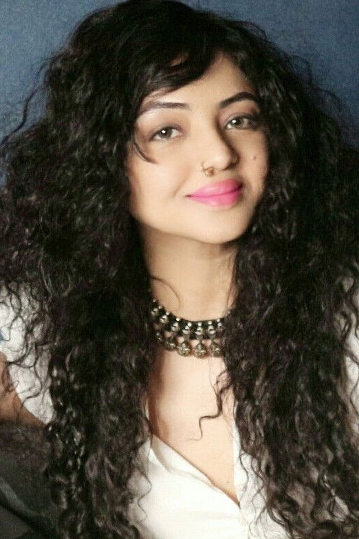 et billede af Surabhi Vanzara