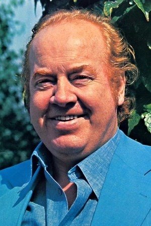 Erik Paaske as Stengården Foreman