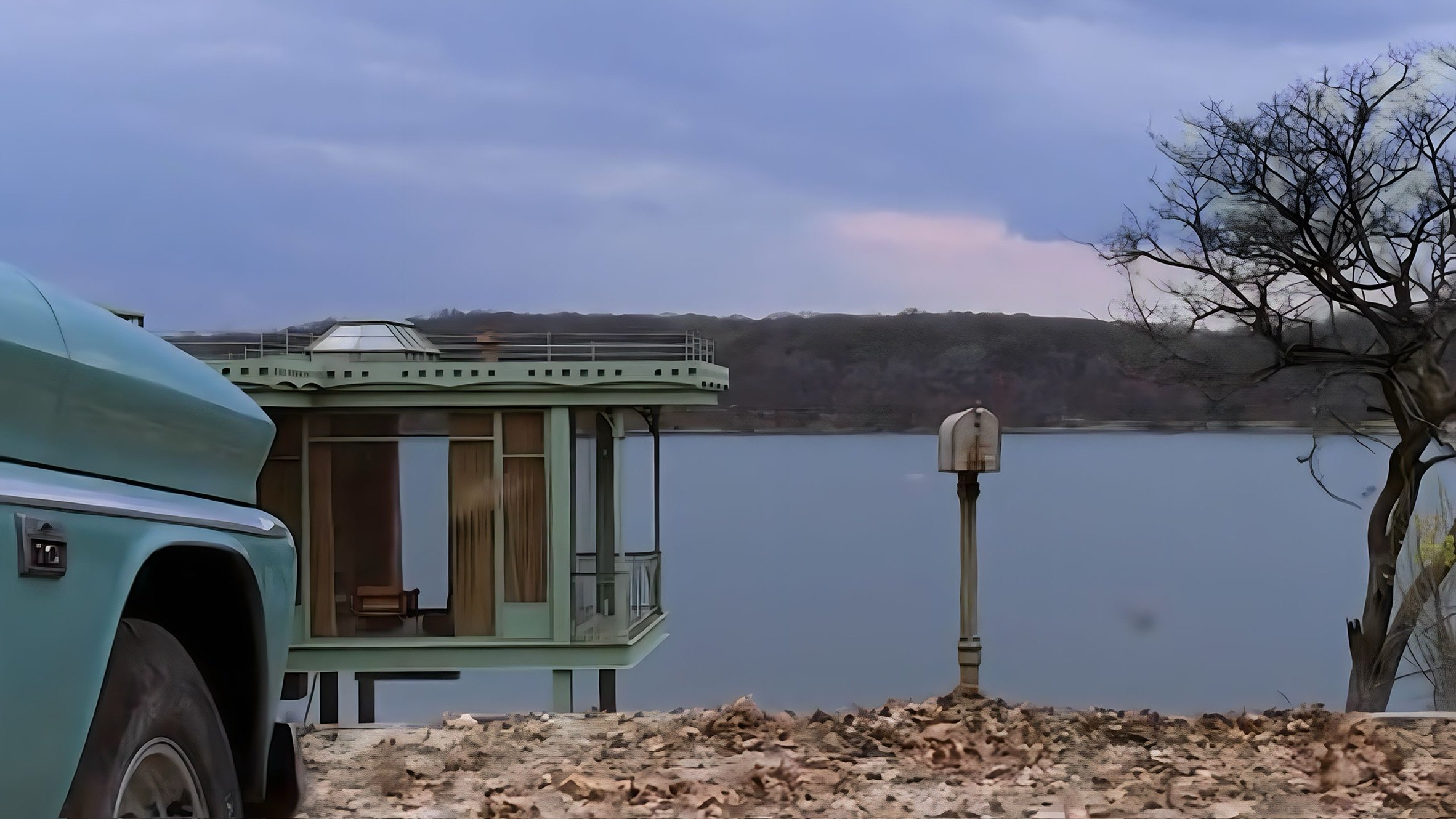 The Lake House (2006)