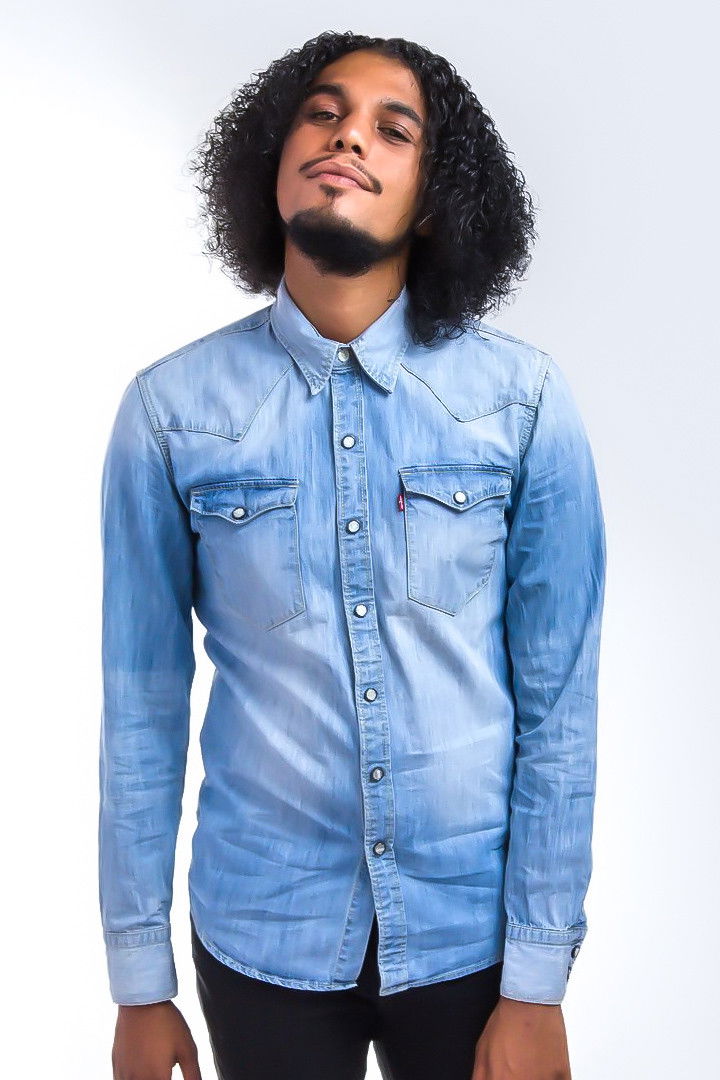 et billede af Lucian Daniels