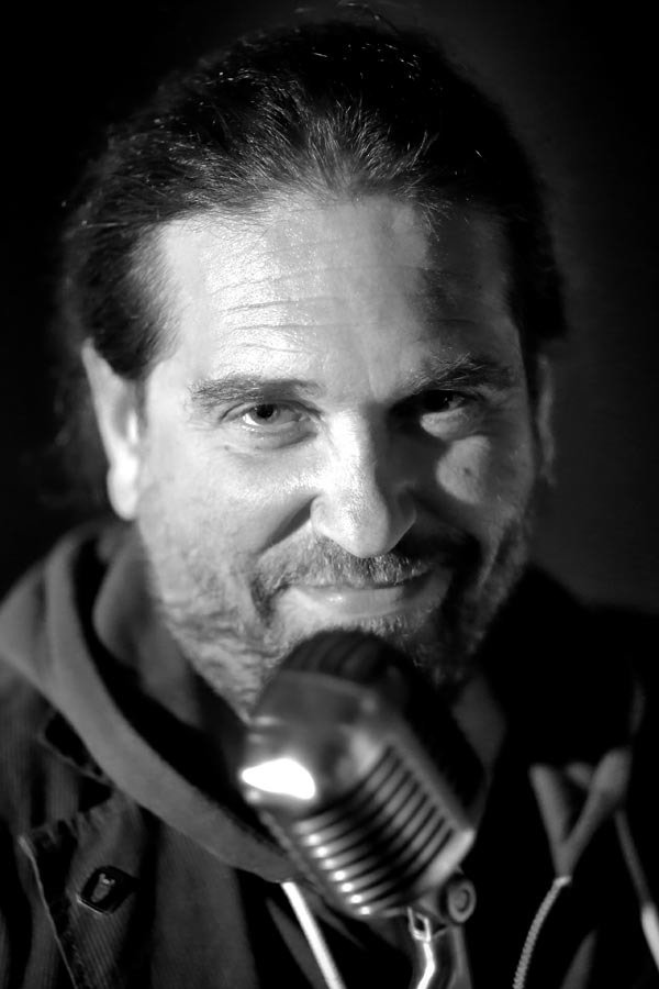 et billede af Mark Lesser