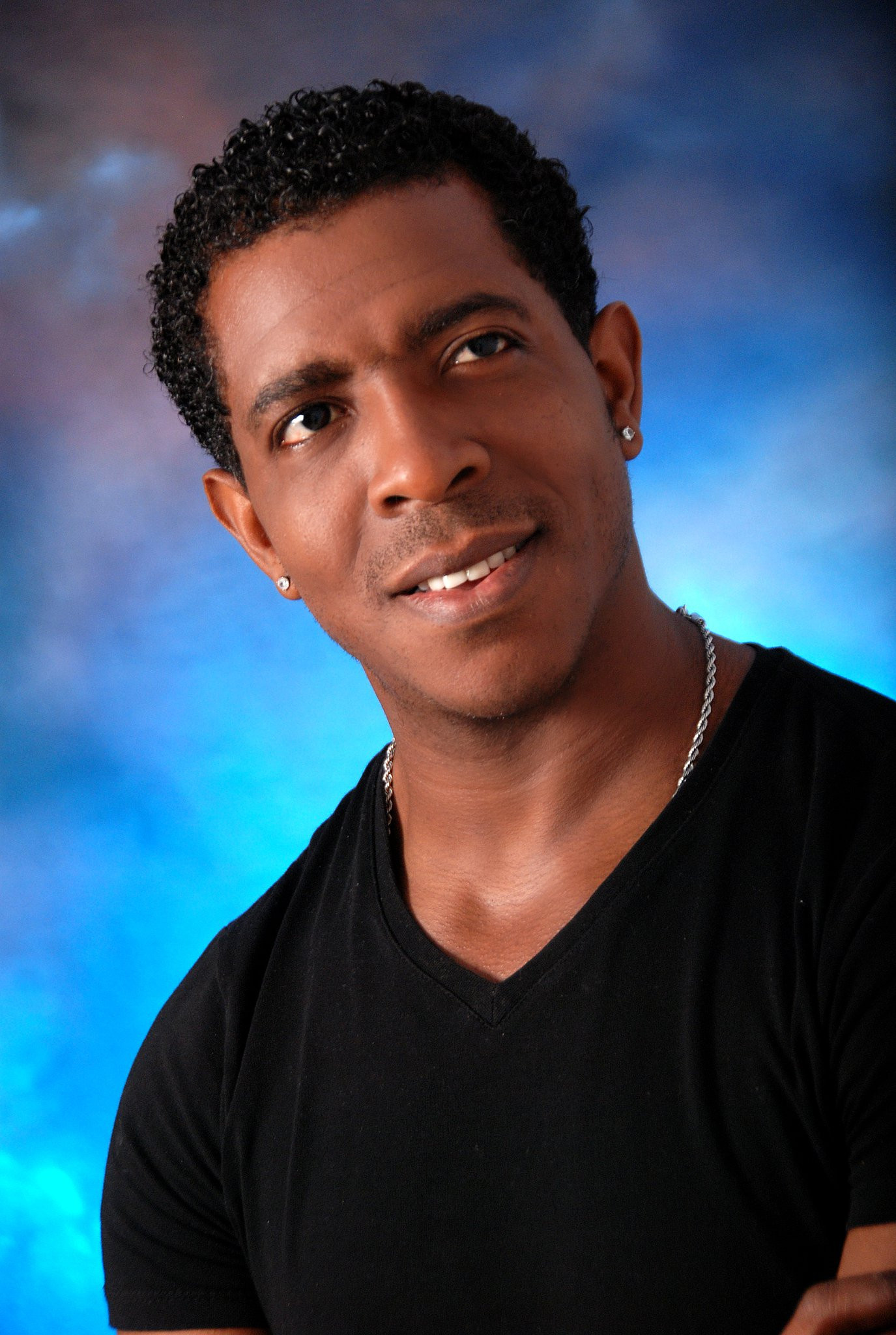 et billede af Antonio Melenciano