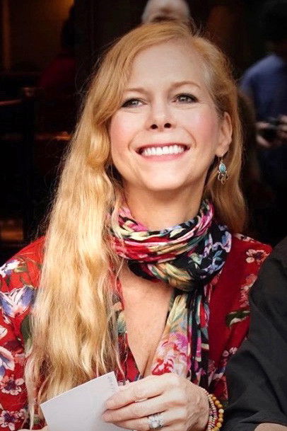 et billede af Elizabeth Farrington