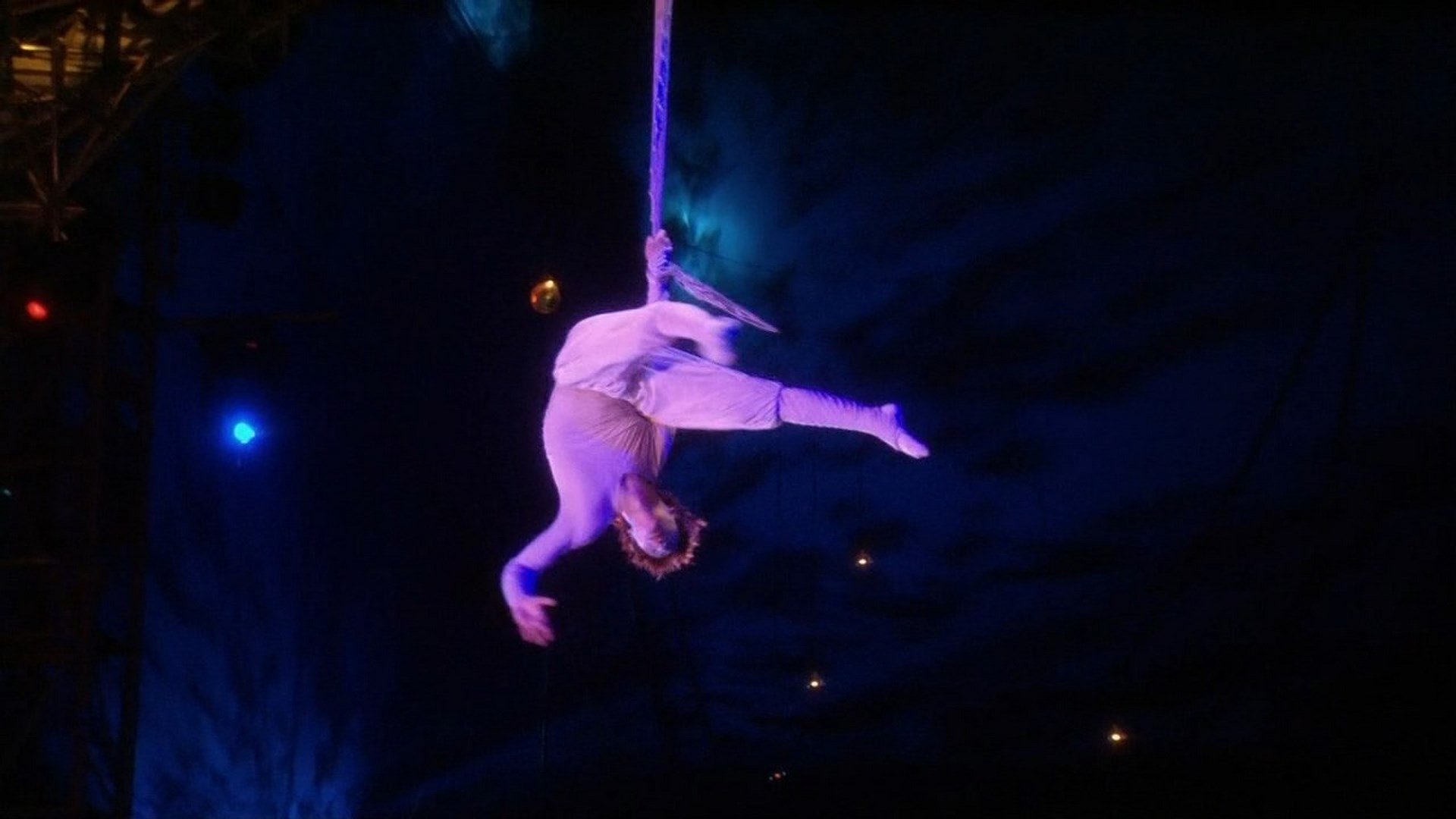 Cirque du Soleil: Varekai (2003)