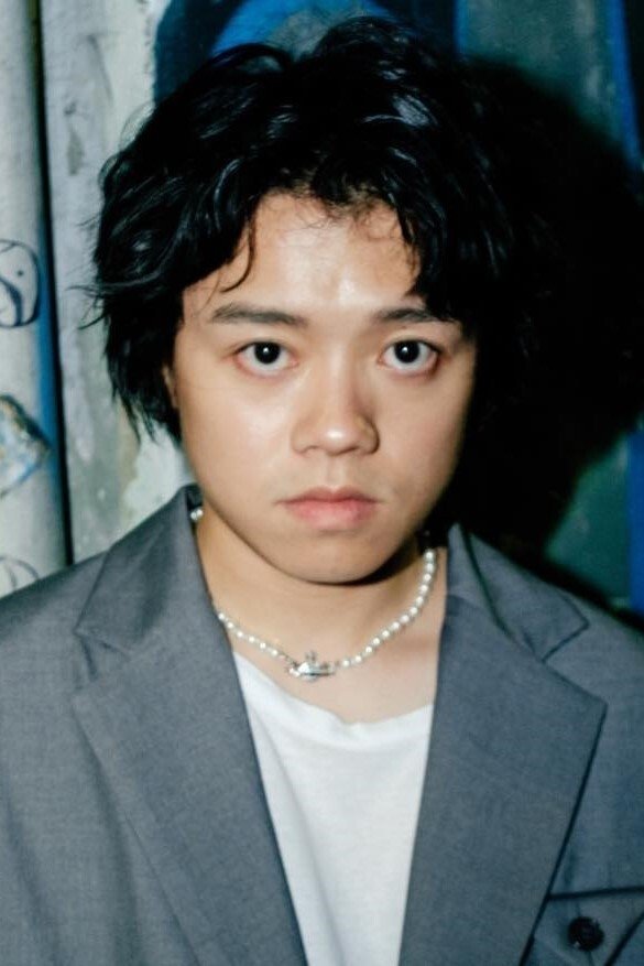 et billede af Chun Hong